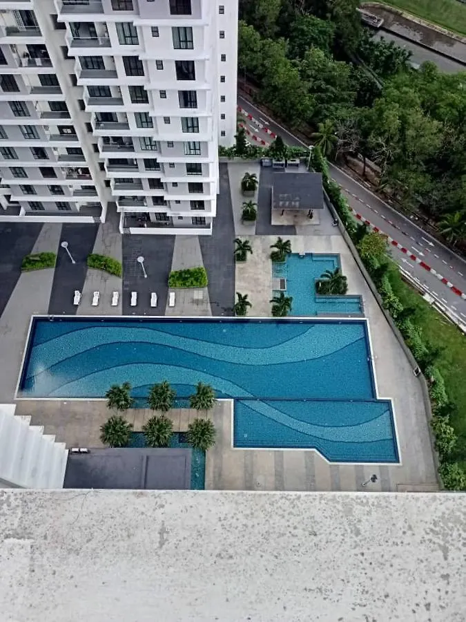 Apartment Ferienwohnung The Platino Paradigm Tv Netflix 3 Queenbeds Johor Bahru